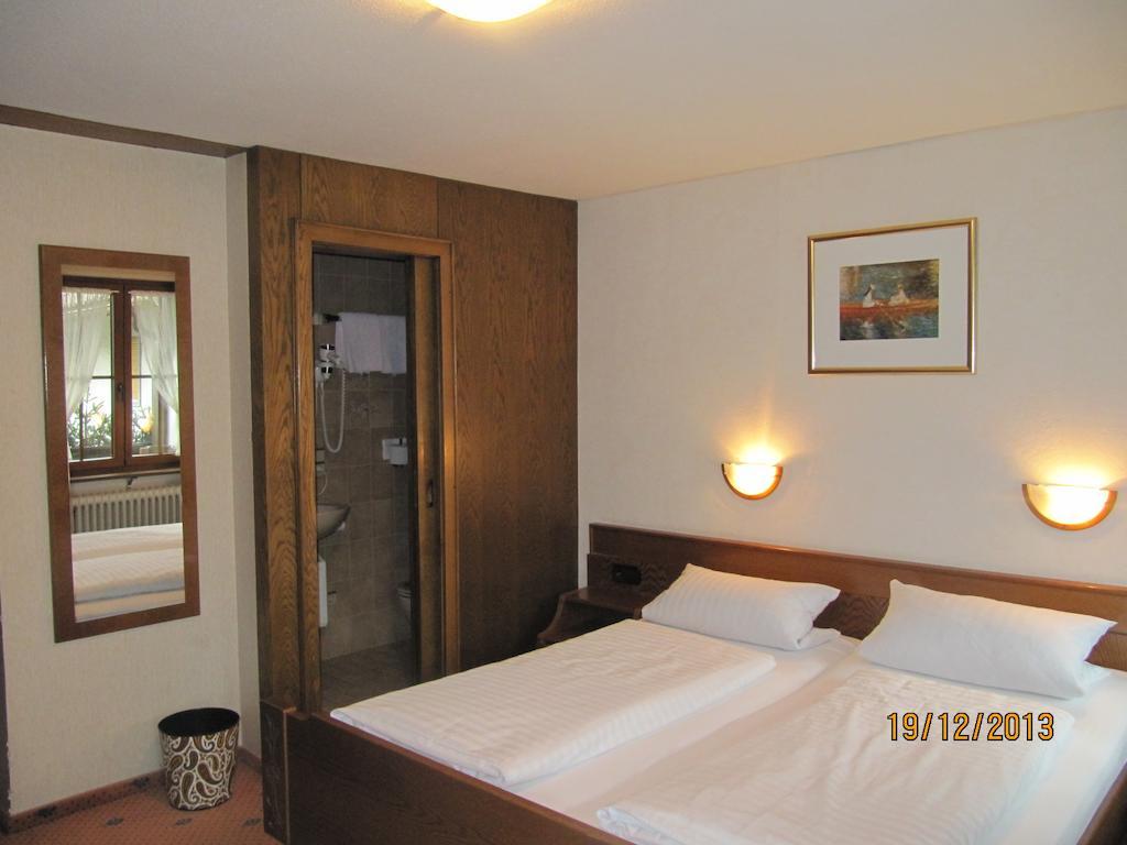 Gasthaus-Krone-Post Simonswald Bilik gambar